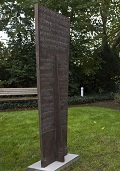 Stele zum Gedenken an NS-Opfer